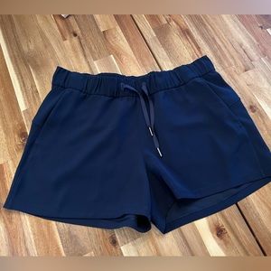Lululemon On the Fly Navy shorts